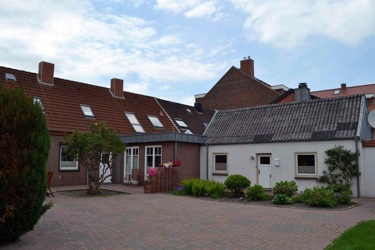 One-Bedroom House,377322070:JPEG